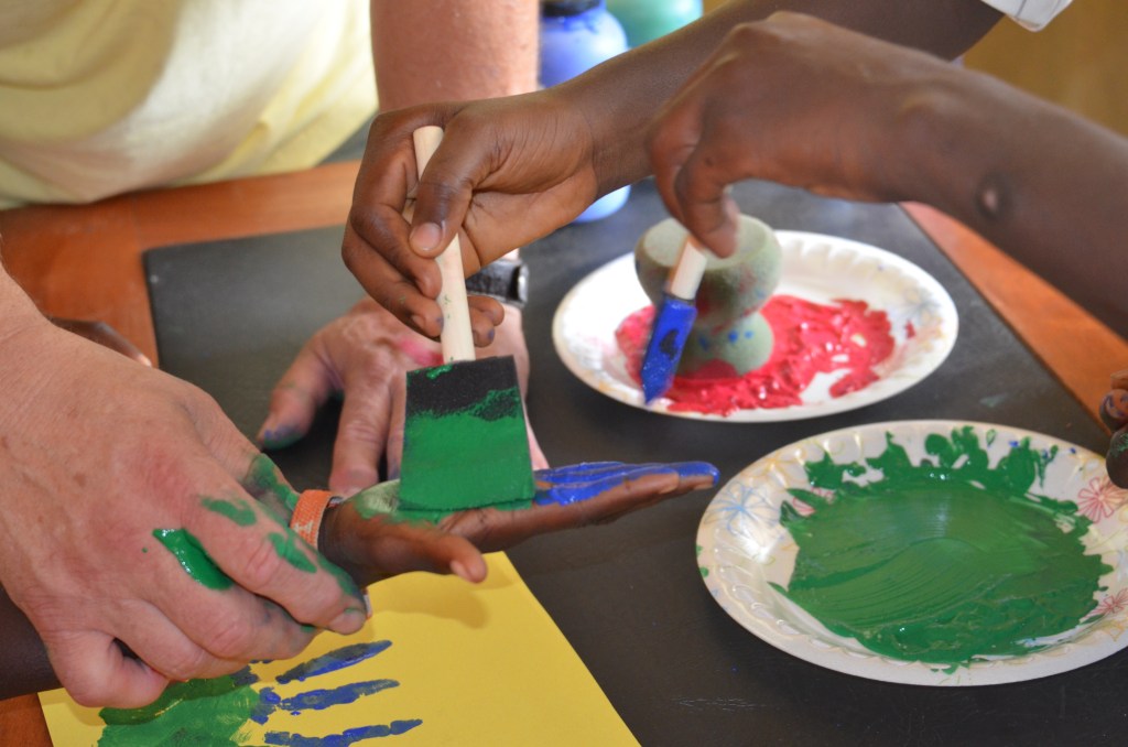 Painting palms for caterpillar