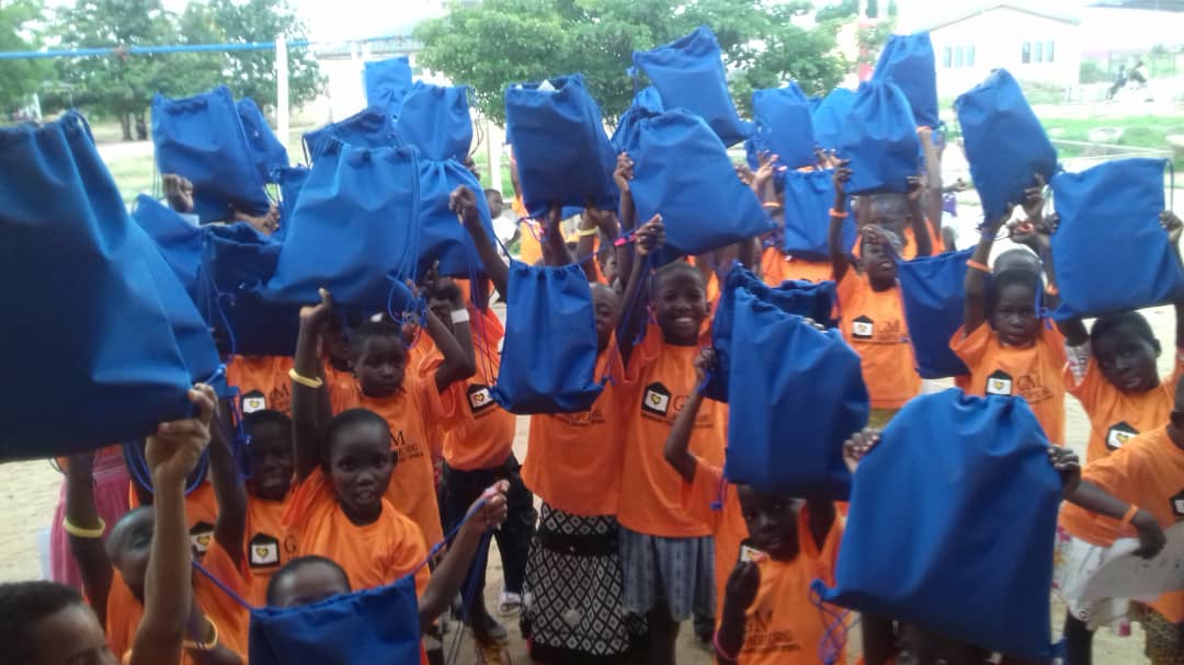 2efd3059-e92d-4c45-9030-e31471ecb567